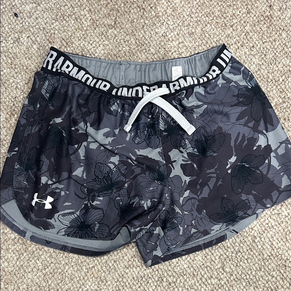 Under Armour Black and Gray Floral Print girl’s Athletic Shorts